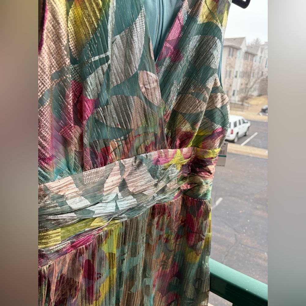🆕 Ignite Evenings Metallic Floral Maxi Dress Size 16 Teal Gold Gown Pleated Prom - Picture 13 of 16